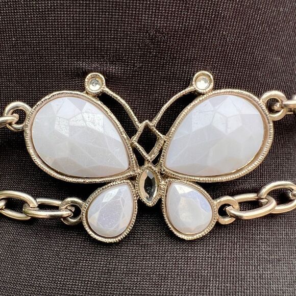 Silver Chain Belt With Butterfly Detail - Picture 5 of 10